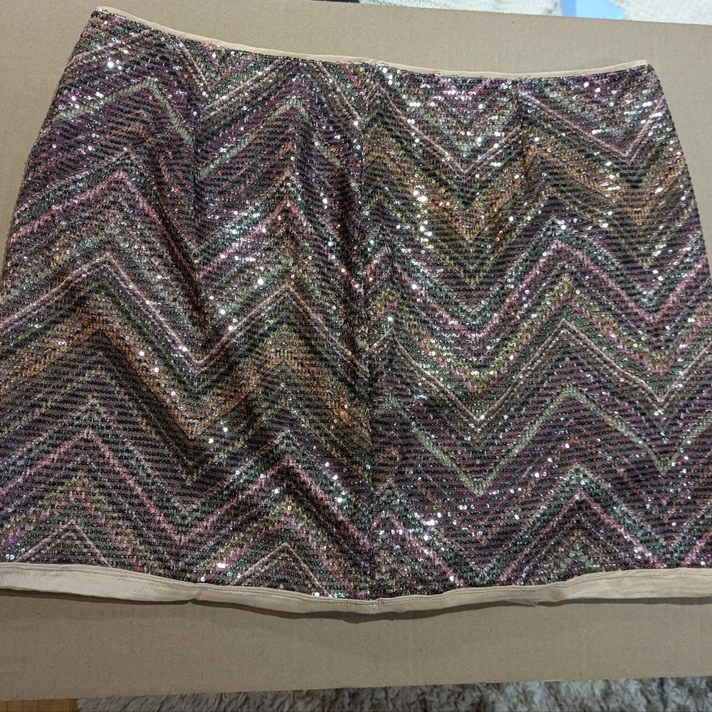 Bae Sequin Skirt size 2X Chevron pattern. Brown pink purple #club #party #disco